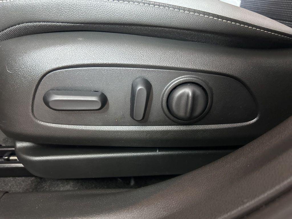 Used 2024 Copper Buick Preferred image 15