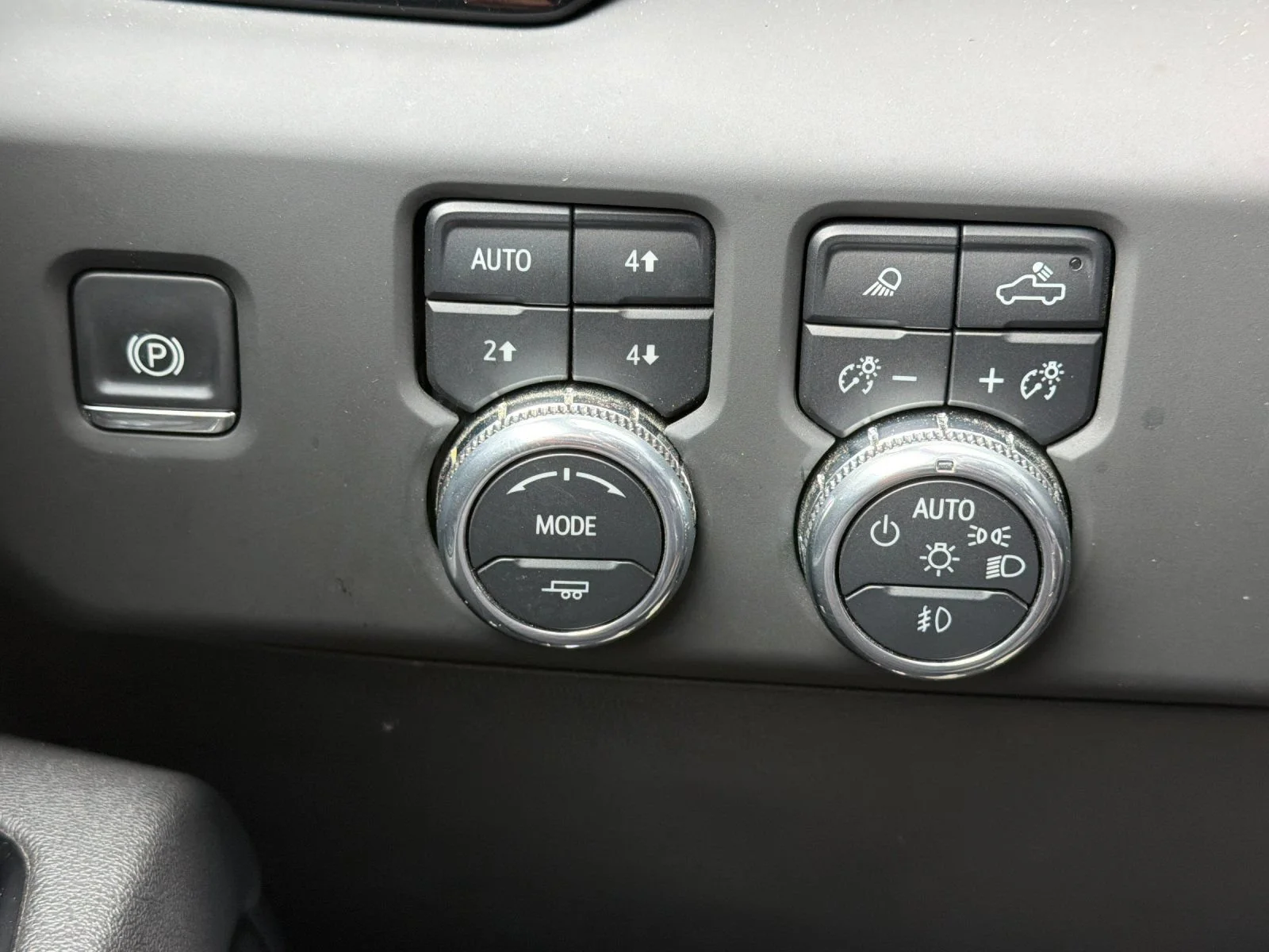 2025 GMC Sierra 1500 AT4 - Photo 30
