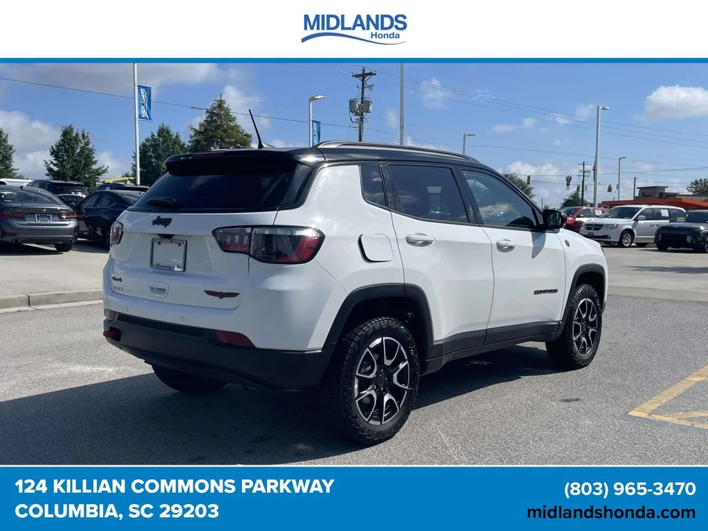 2025 Jeep Compass Trailhawk - Photo 6