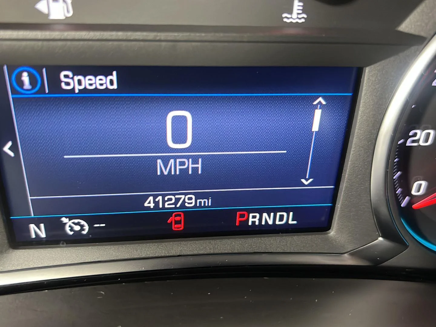 Used 2024 Lakeshore Blue Metallic Chevrolet LT image 16