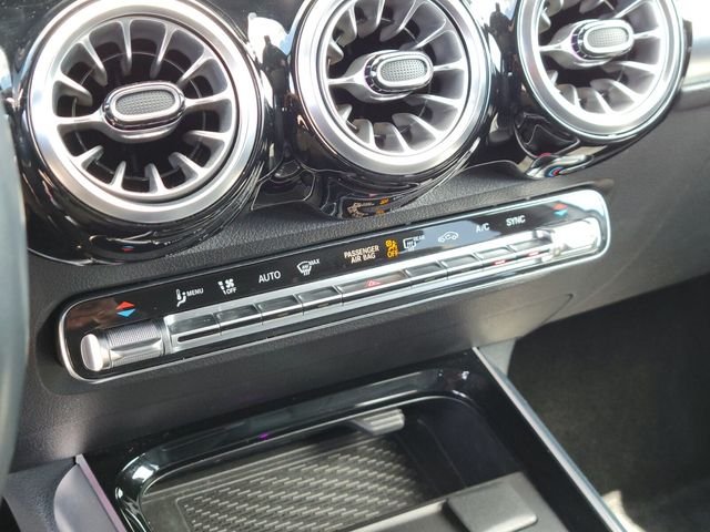Certified Used 2023  Mercedes-Benz GLB 250 image 22