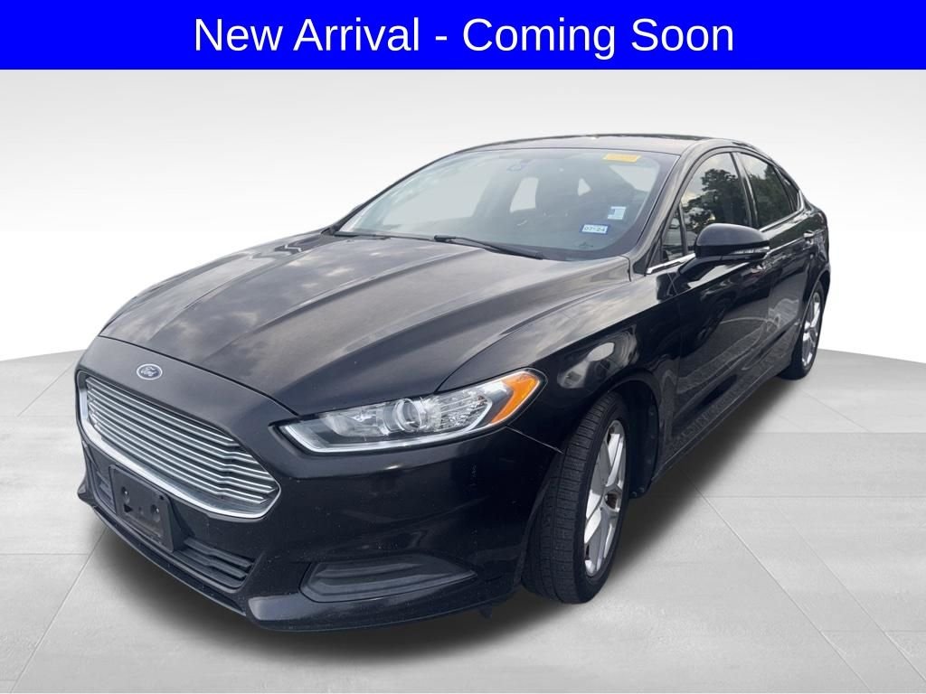 2016 Ford Fusion SE FWD's photo