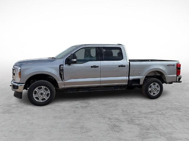 New 2026 Agate Black Metallic Ford F-250® XLT image 31