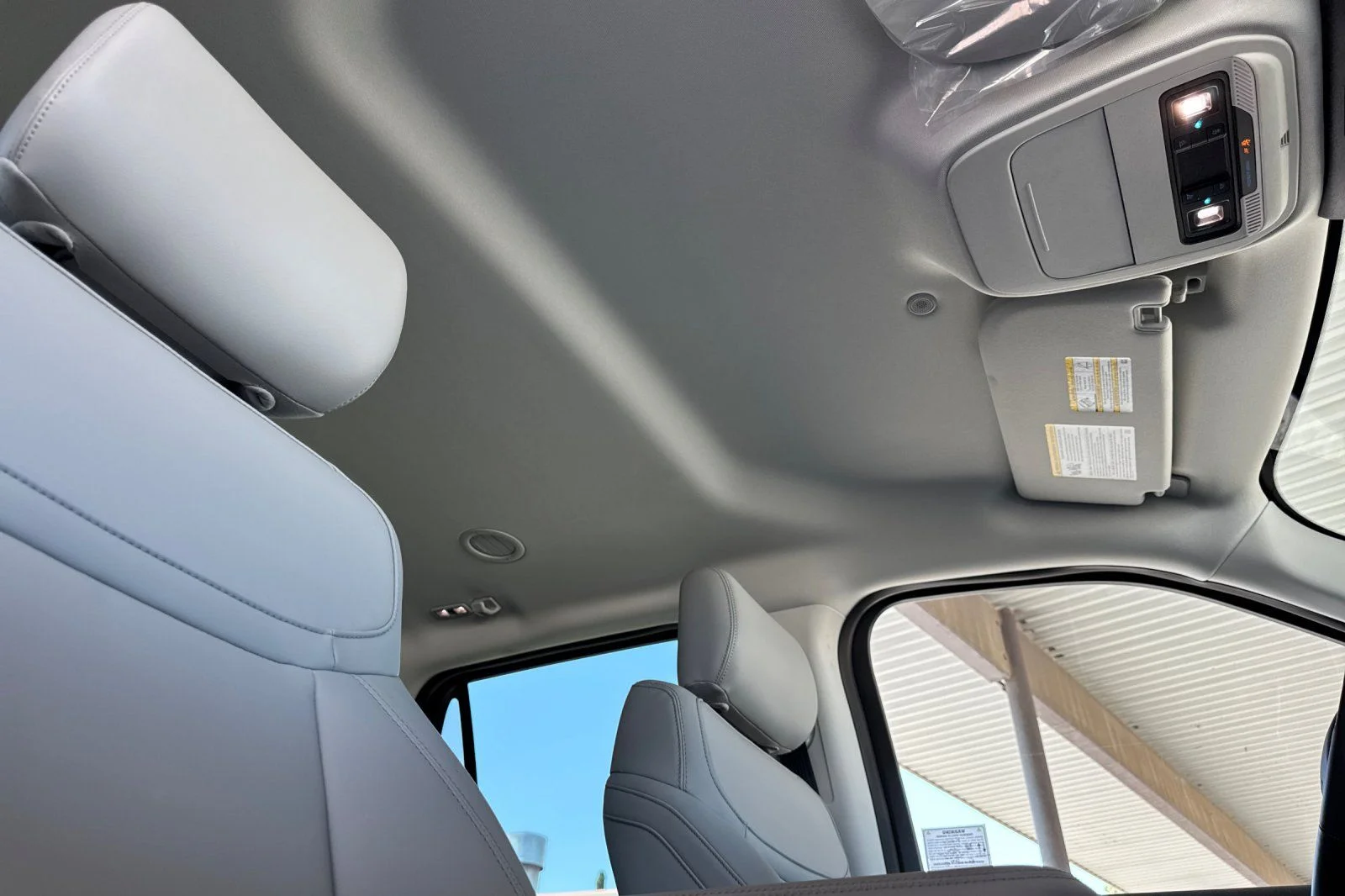 New 2026 Star White Metallic Tri-Coat Ford Active image 21