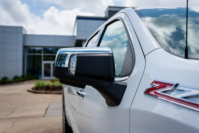 Used 2024 Summit White Chevrolet LTZ image 22