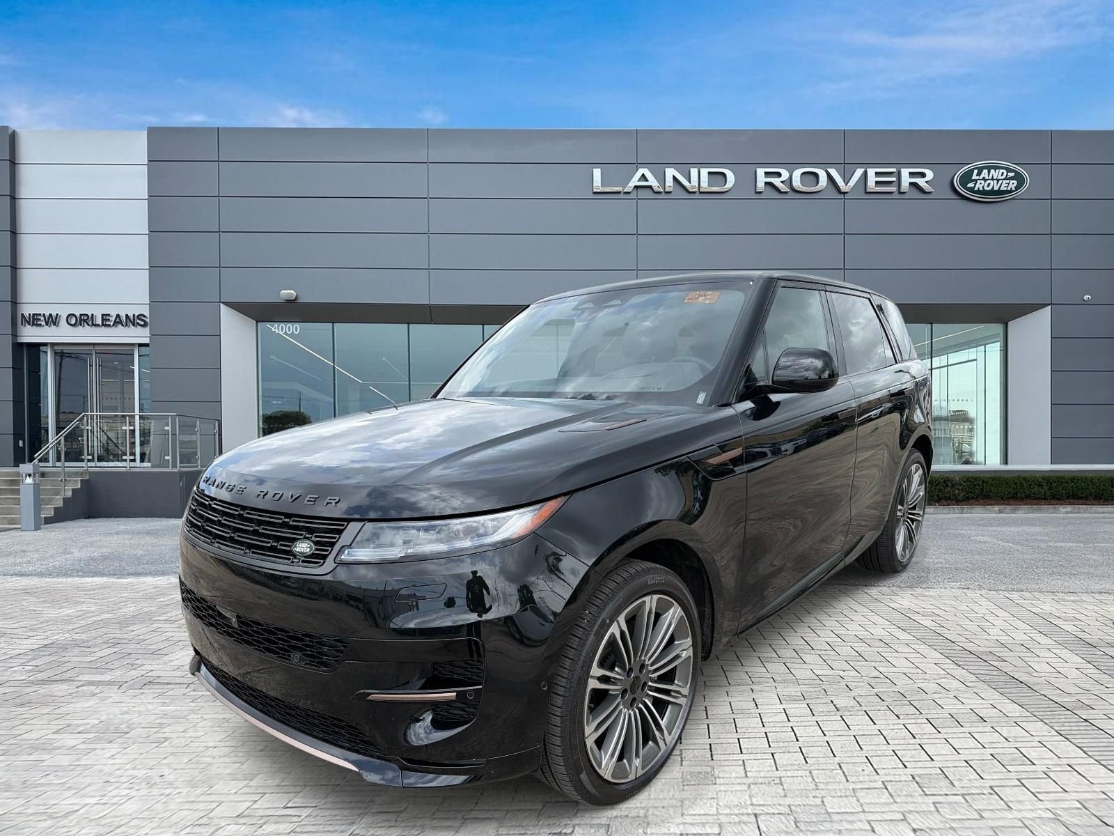 2026 Land Rover Range Rover Sport Plug-In Hybrid Dynamic SE