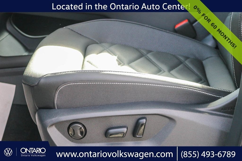 2026 Volkswagen Atlas SE w/Tech - Photo 23