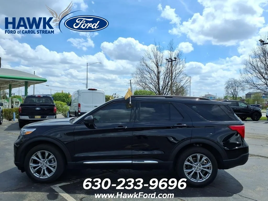 Certified Used 2023 Black Metallic Ford XLT image 4