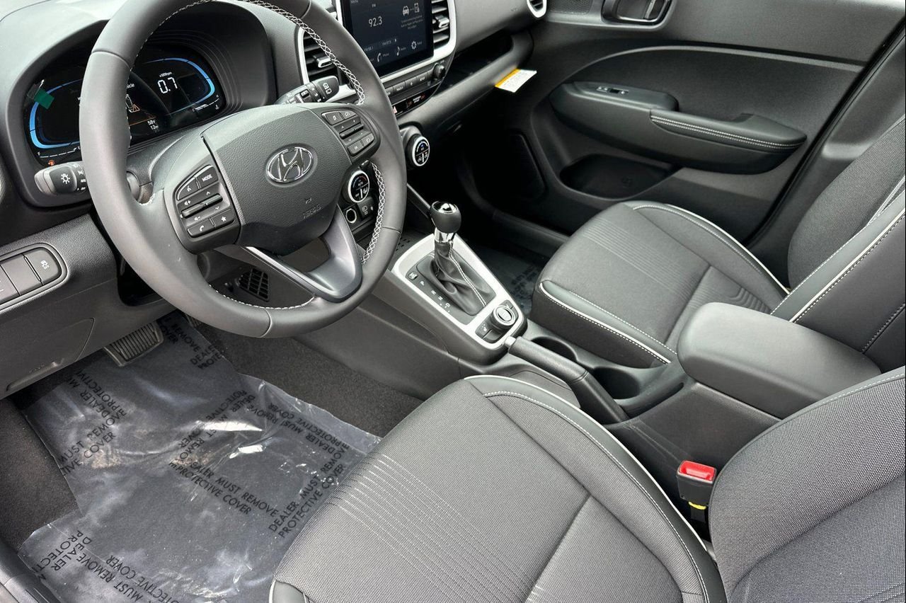 New 2026 Gray Hyundai SEL w/Two-Tone Roof image 9