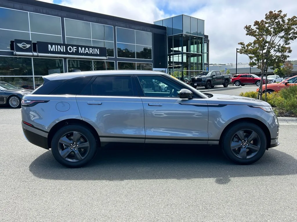 Used 2023 Gray Land Rover R-Dynamic S image 6