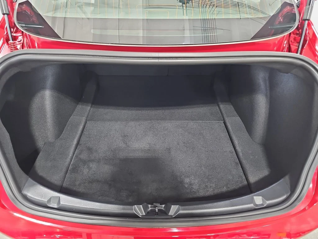 Used 2020  Tesla Long Range image 14
