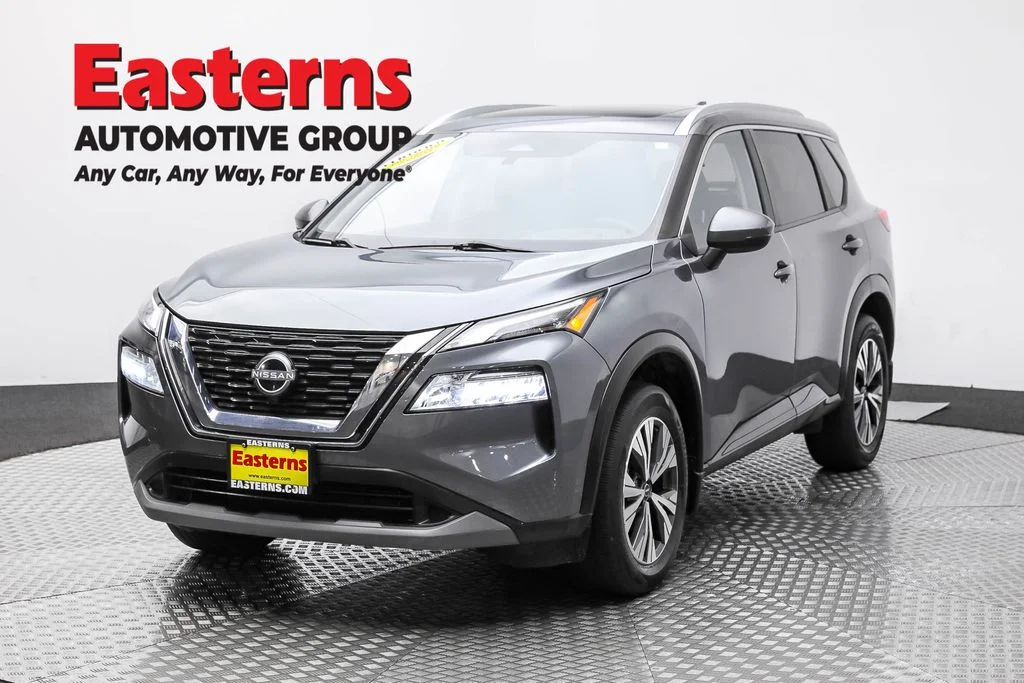 Used 2022 Gray Nissan SV image 1