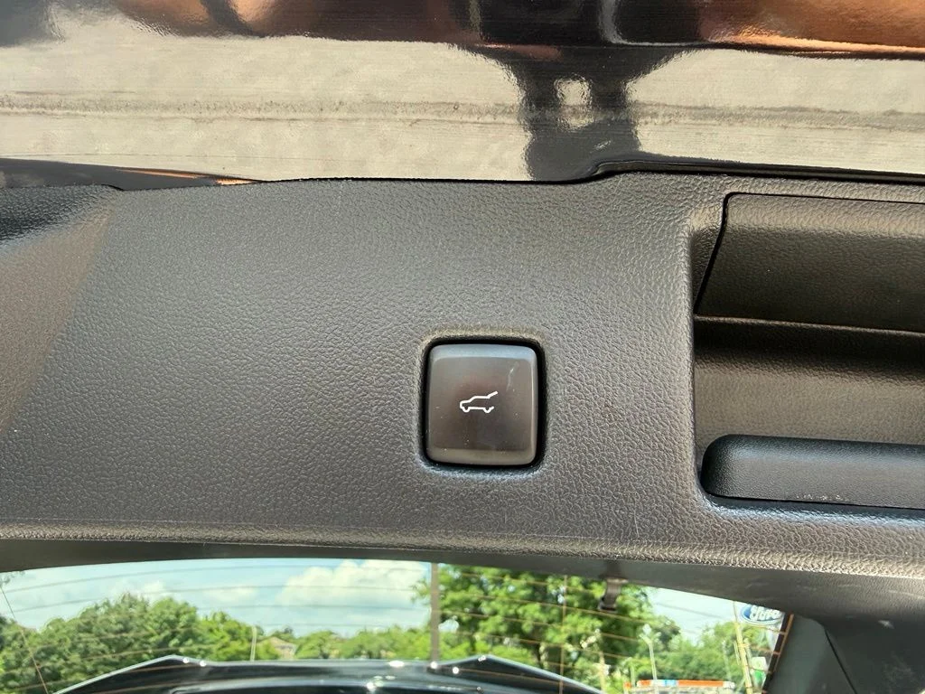 Used 2023 Black Ford ST-Line Select image 28