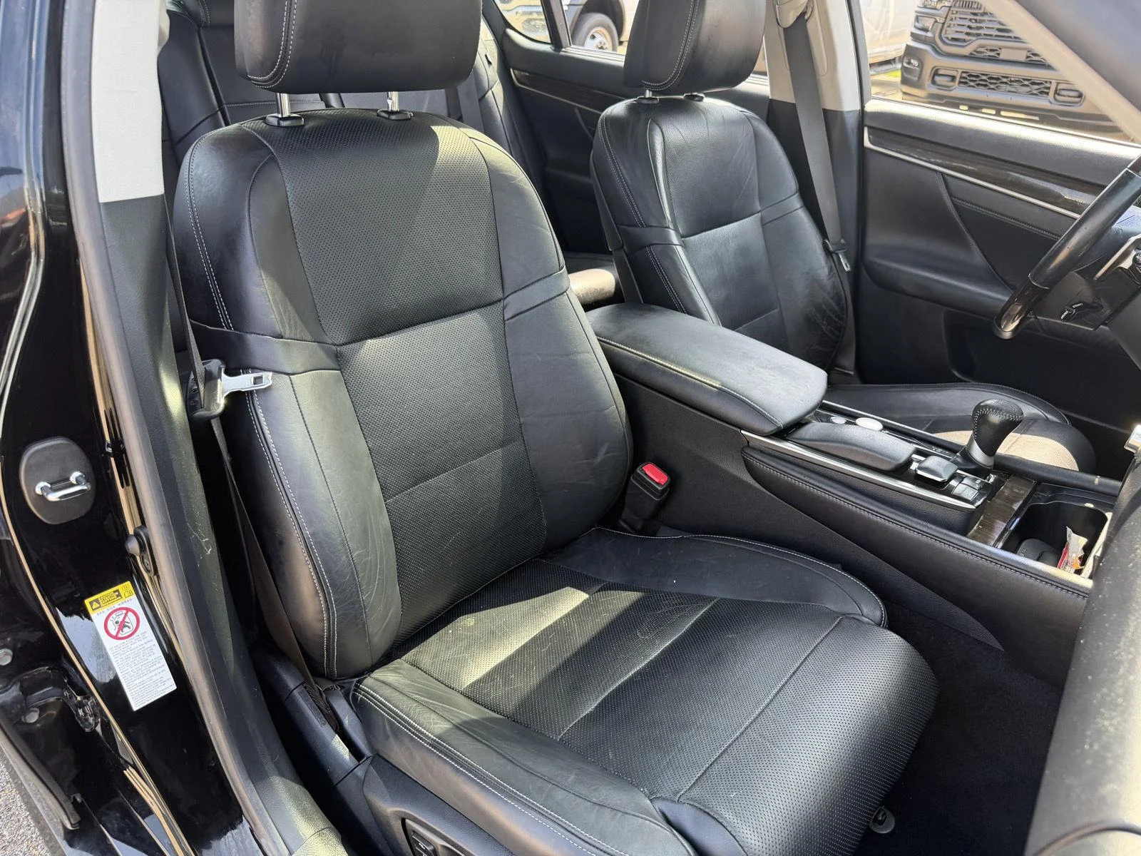 Used 2013 Obsidian Lexus 4dr Sdn RWD image 19
