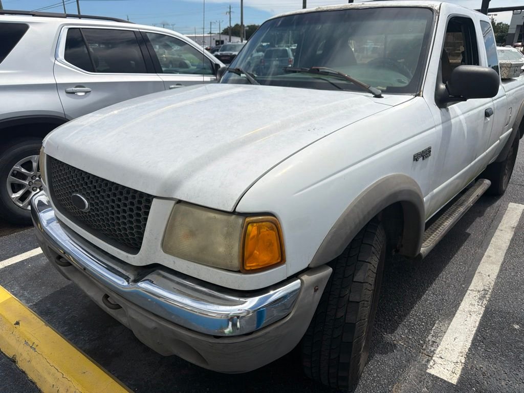 Used 2002 White Ford XLT image 1
