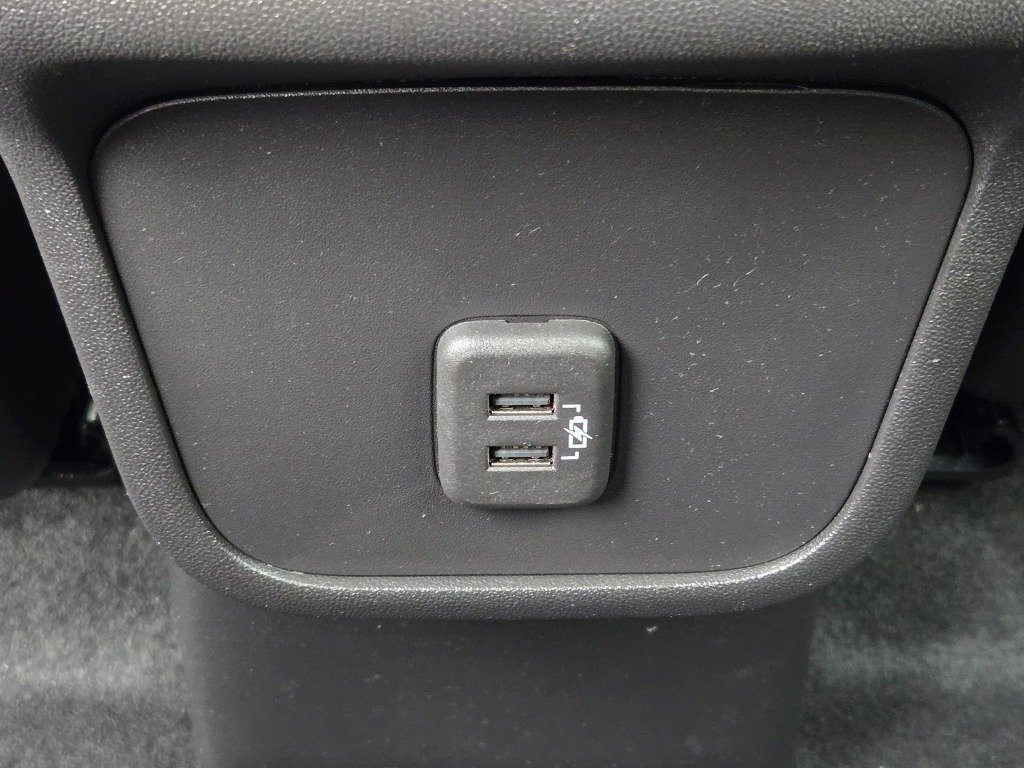 2022 Chevrolet Equinox LS - Photo 17