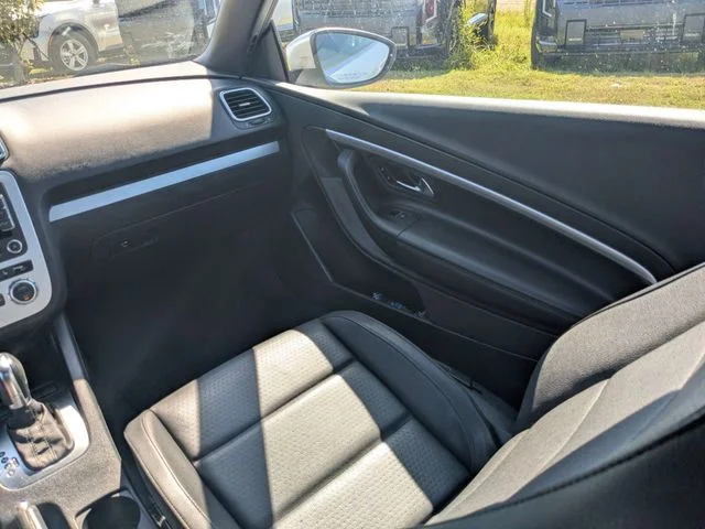 Used 2014 Silver Volkswagen Komfort Edition image 16