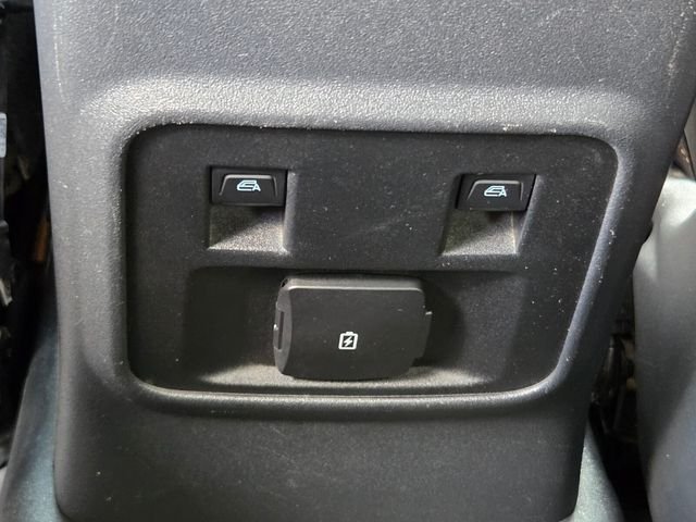 Used 2022 White Ford Badlands image 15