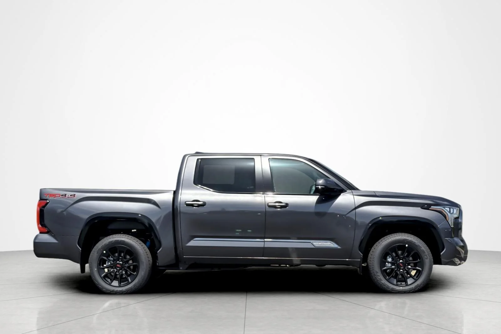 New 2026 Magnetic Gray Metallic Toyota  Platinum image 6