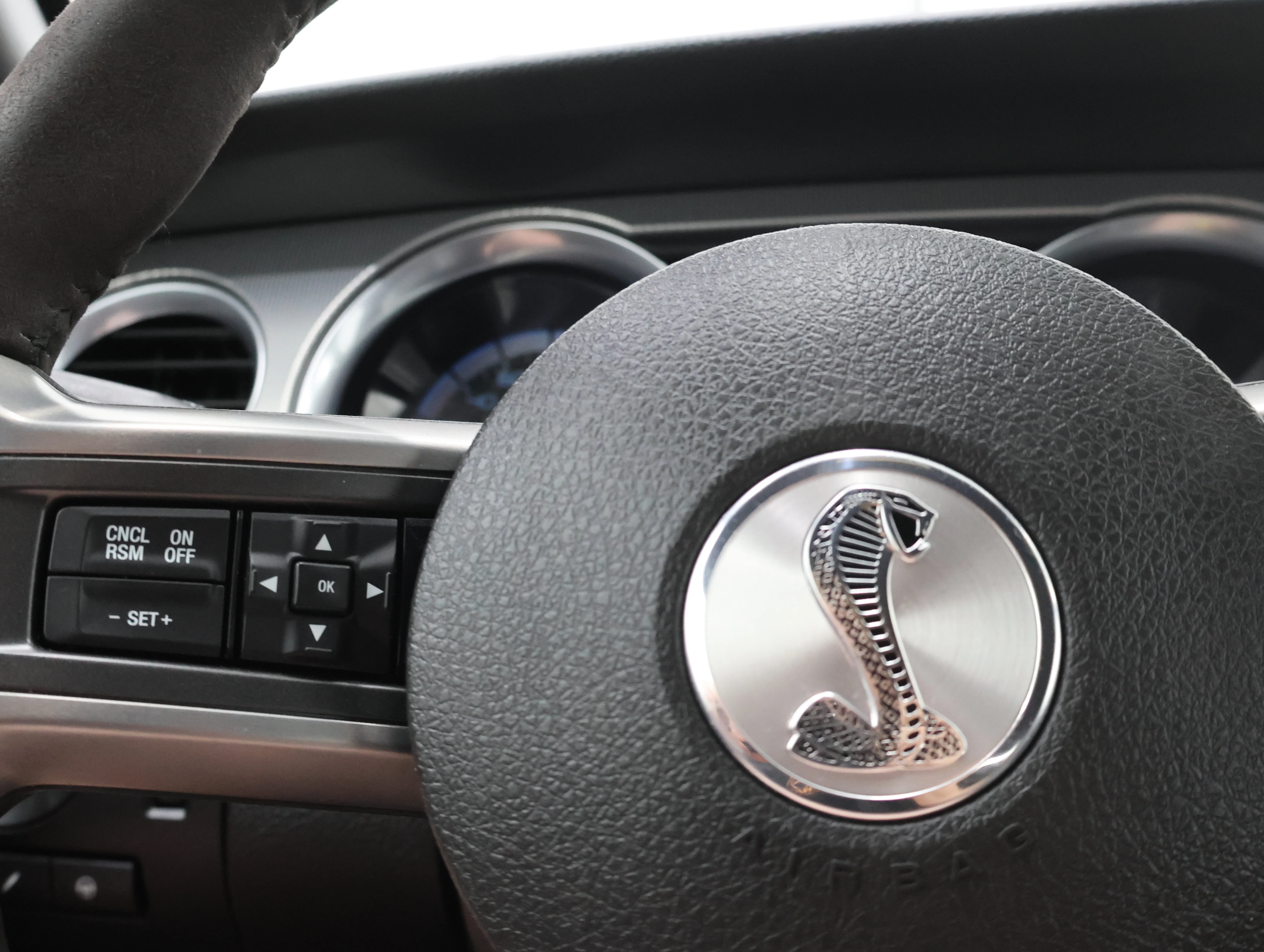 Used 2014 Black Ford Shelby GT500 image 14