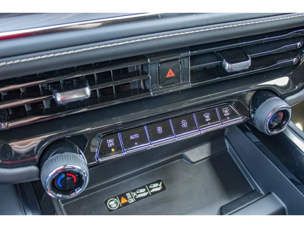 2026 Chevrolet Suburban Premier - Photo 59