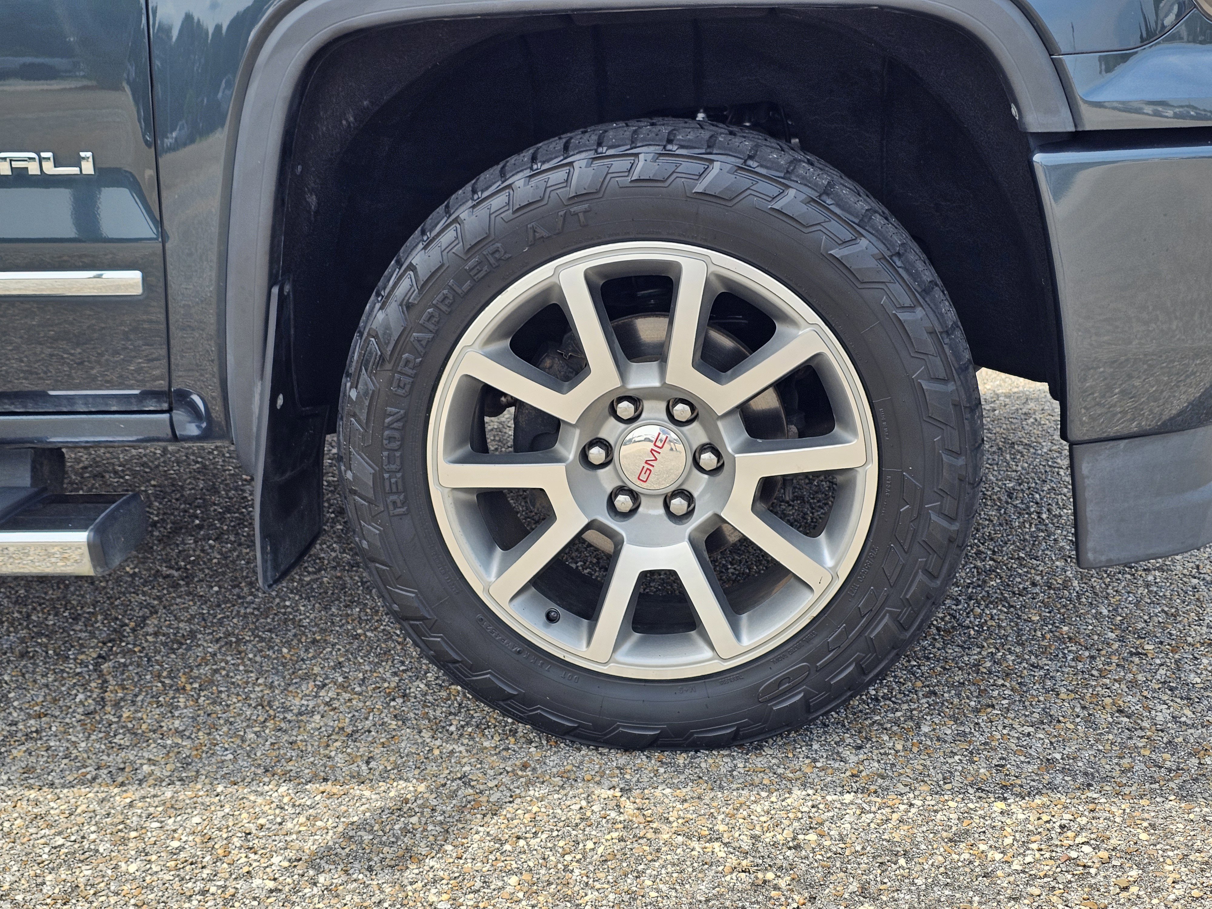 Used 2018 Dark Slate Metallic GMC Denali image 6