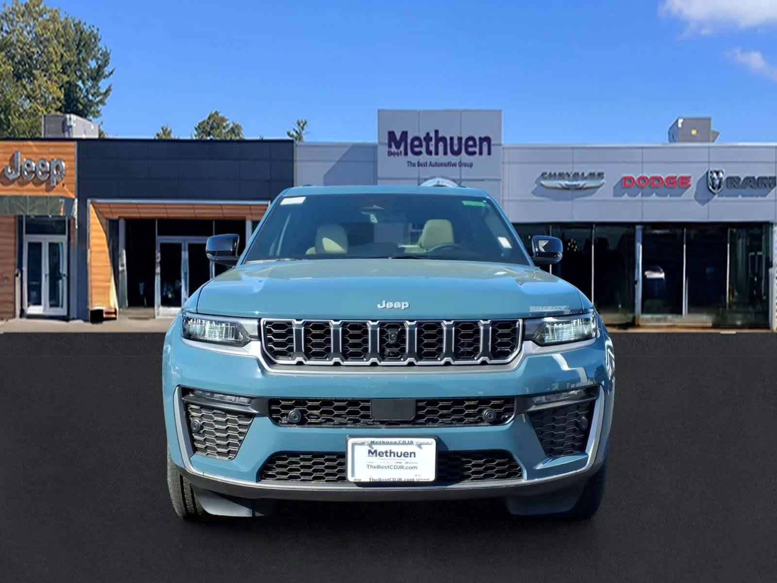 New 2026 Steel Blue Exterior Paint Jeep Limited image 2