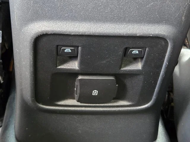 Used 2022 White Ford Badlands image 15