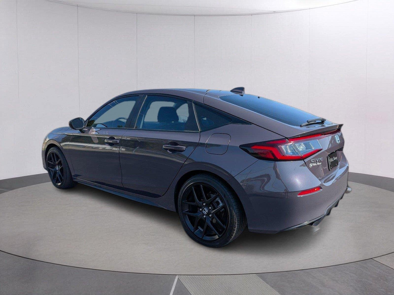 Used 2023 Smokey Mauve Pearl Honda EX-L image 5