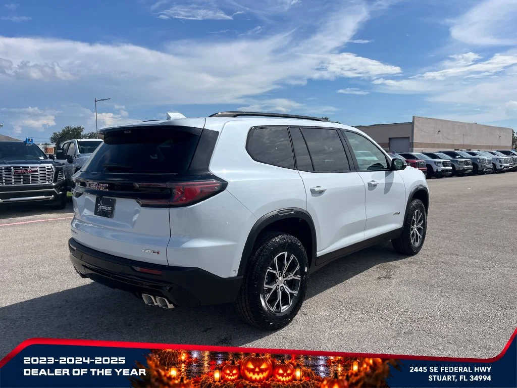 New 2026 Glacier White Tricoat GMC AT4 image 5