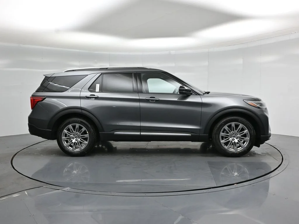 New 2026 Carbonized Gray Metallic Ford Platinum image 26