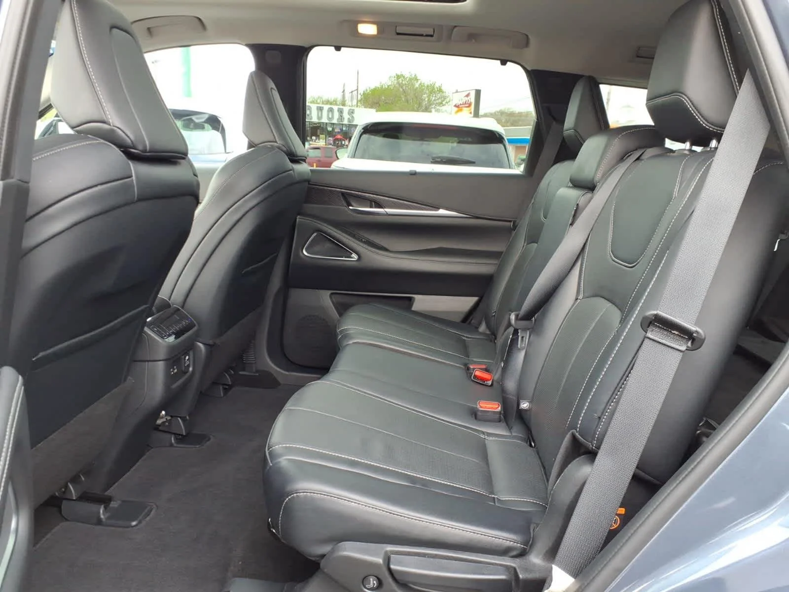 2023 INFINITI QX60 SENSORY - Photo 12
