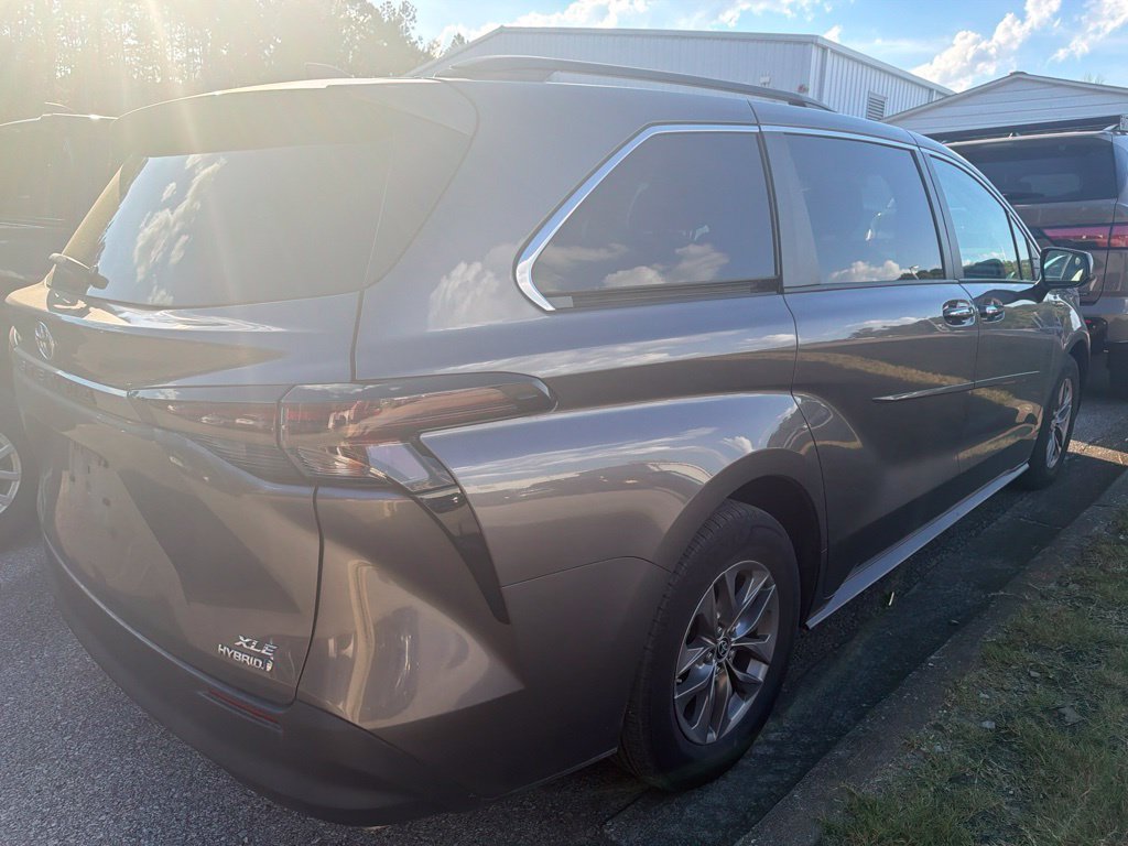 Used 2023 Gray Toyota XLE image 3