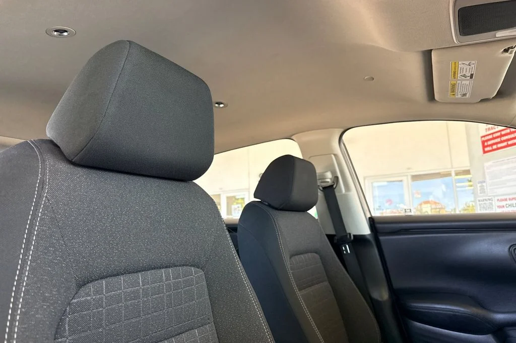 Used 2025  Honda LX image 21