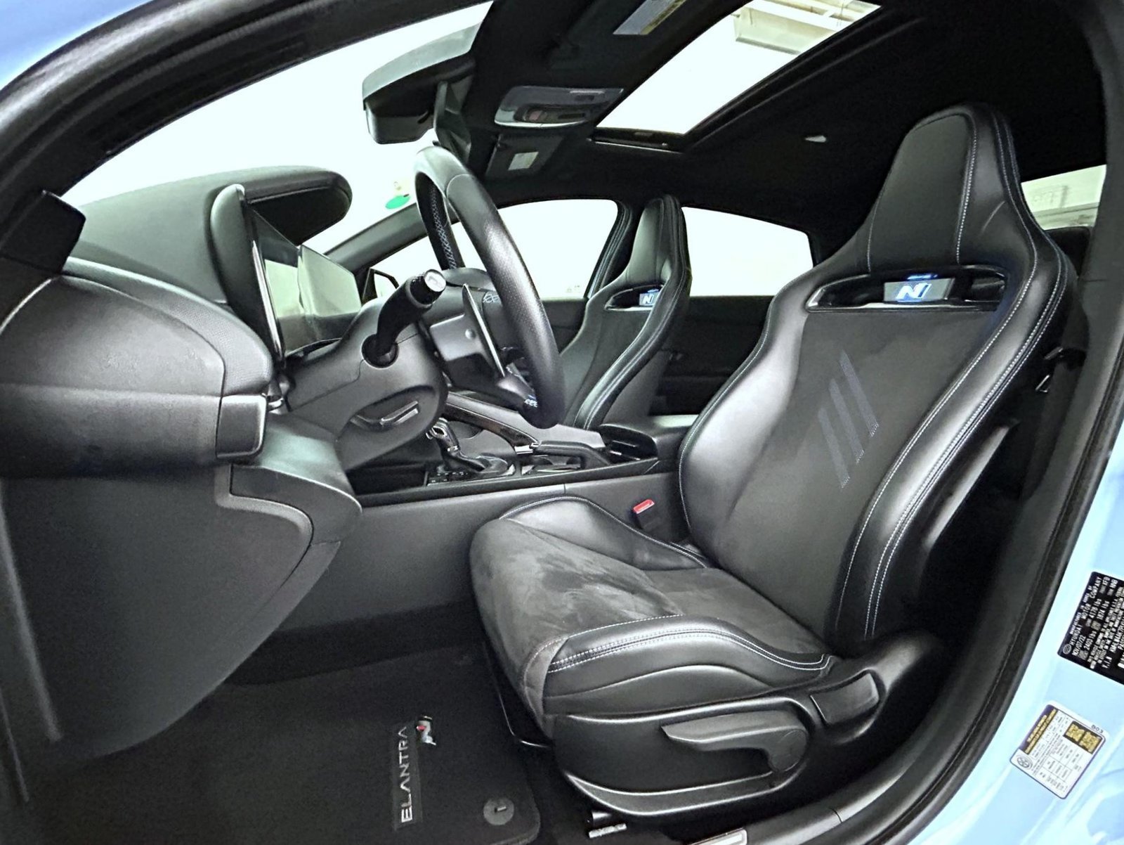 Used 2023 Blue Hyundai Base image 10