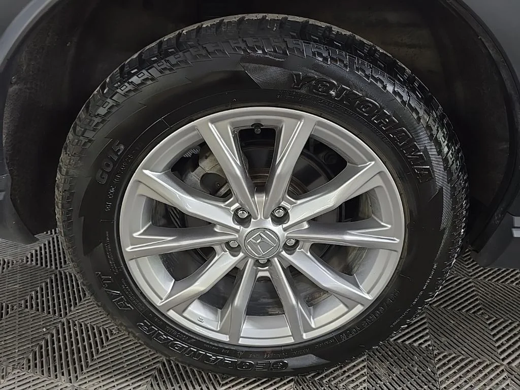 Used 2024 Gray Honda EX-L image 14