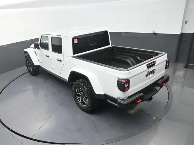 New 2026 Bright White Clear-Coat Exterior Paint Jeep Rubicon X image 15