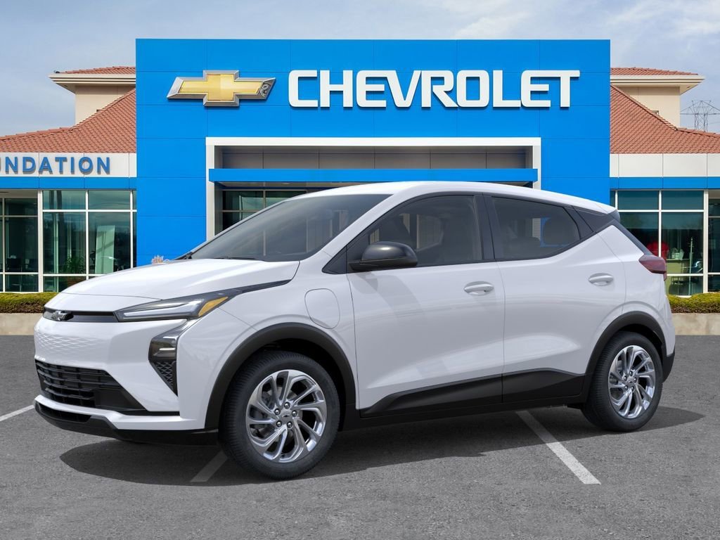 New 2027 Summit White Chevrolet LT image 2