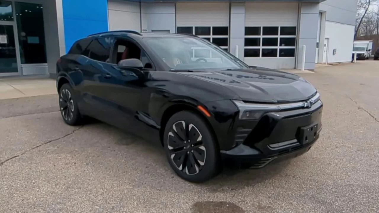 2025 Chevrolet Blazer EV RS - Photo 106