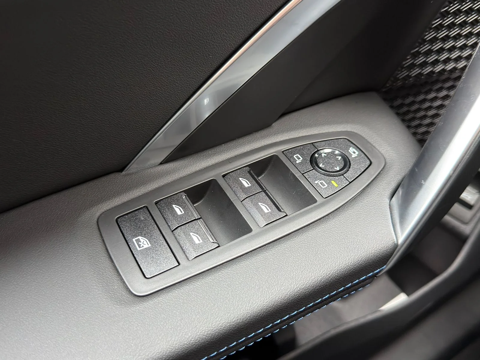 New 2026 Brooklyn Grey Metallic BMW xDrive28i image 21