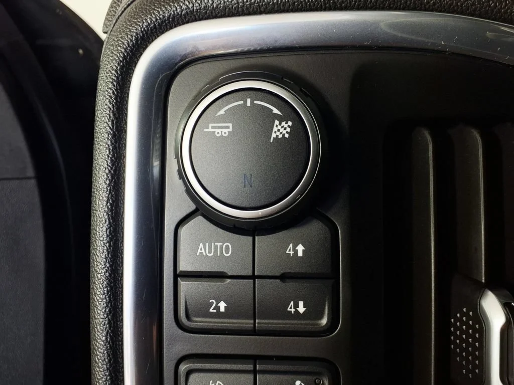 Used 2019 SHADOW GRAY METALLIC Chevrolet LTZ image 16