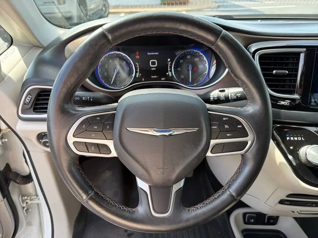 Used 2018 White Chrysler Touring L Plus image 18