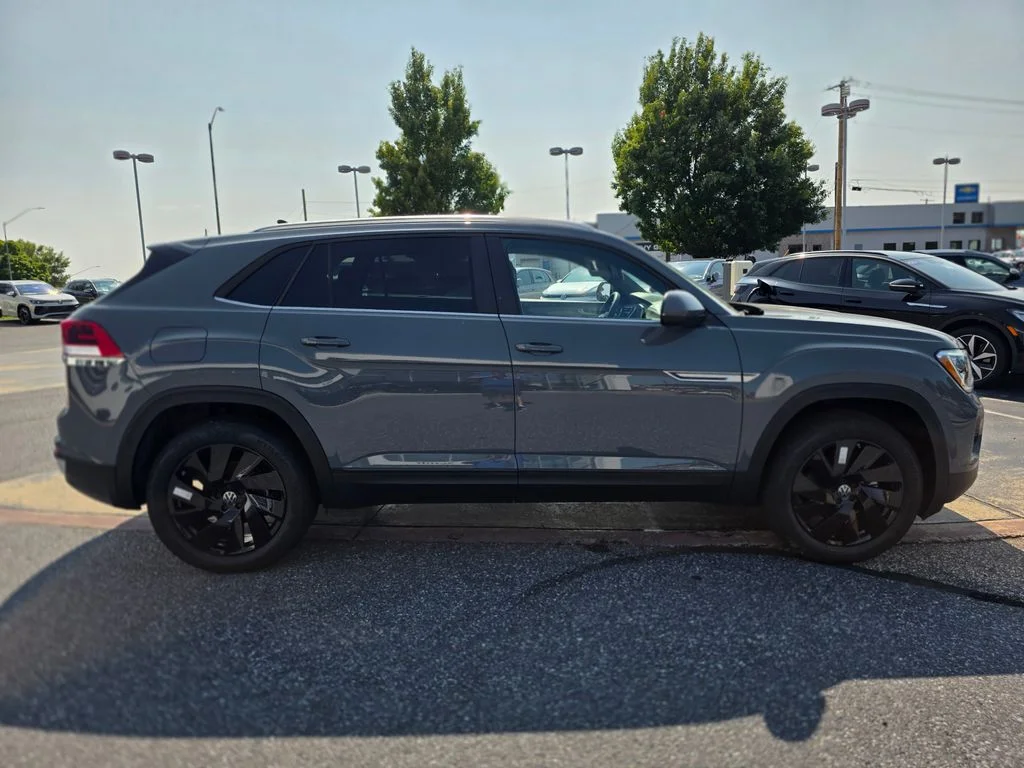 2026 Volkswagen Atlas Cross Sport SE w/Tech - Photo 7