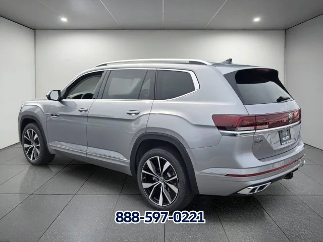 New 2026 Silver Mist Metallic Volkswagen 2.0T SEL Premium R-Line image 3