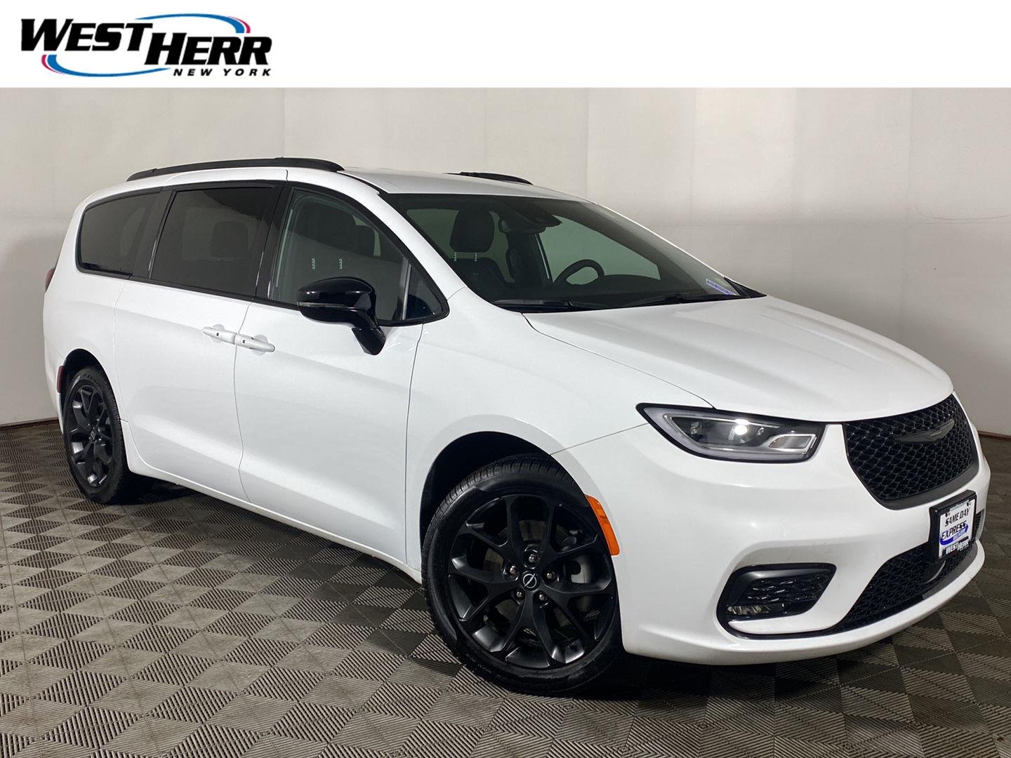 Used 2026 Bright White Clearcoat Chrysler Select AWD image 1