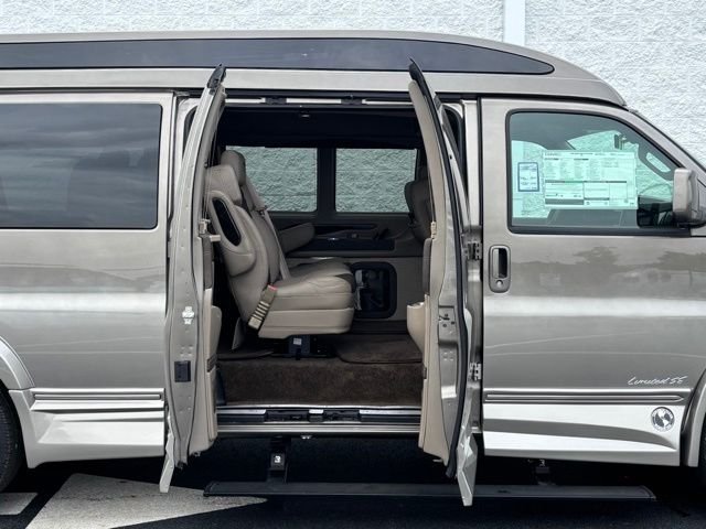 New 2026 Special Exterior Color GMC Explorer Limited SE image 7