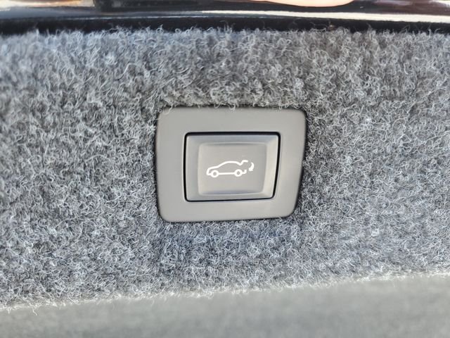 Used 2019 Black Cadillac Blackwing Twin image 34