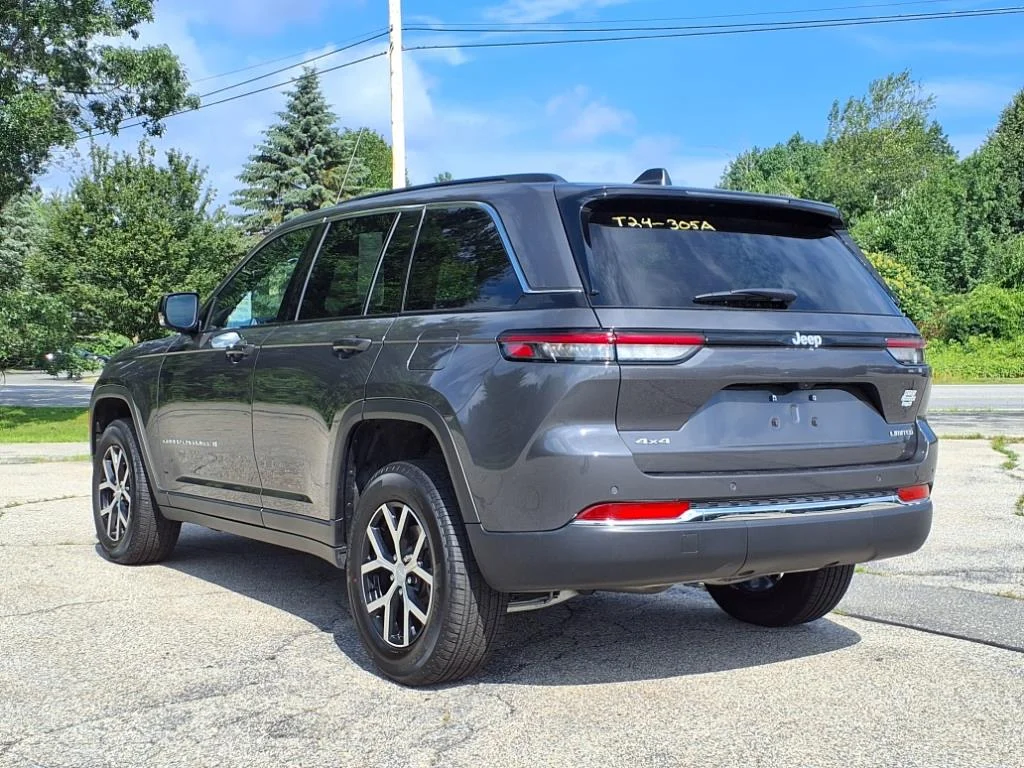 Used 2024 Gray Jeep Limited 4x4 image 7