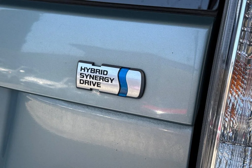 Used 2014 Beige Toyota Two image 9