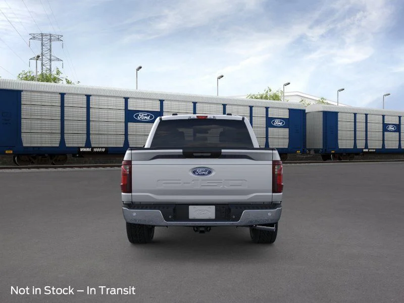New 2026 Iconic Silver Metallic Ford XLT image 5